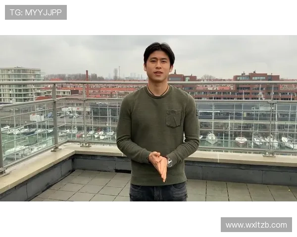 张玉宁这生活也太“网红”了，豪车自己开早餐却只喝速溶茶？